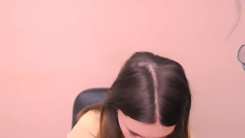 Rose online show from November 2025 07:43:01 AM