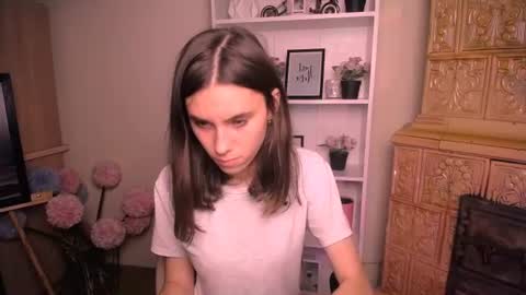 Snapshot of rosalais_ chatting on July 2026 06:19:02 AM Rose online show from July 2026 06:19:02 AM