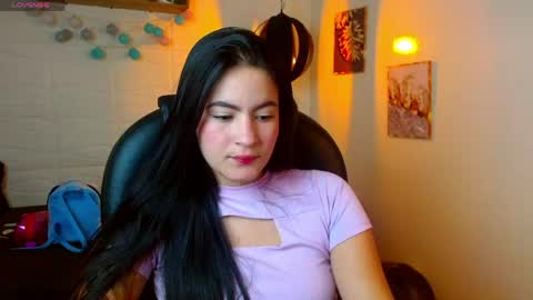 Snapshot of rosaliea chatting on June 2026 04:41:02 AM R O S A L I A online show from June 2026 04:41:02 AM