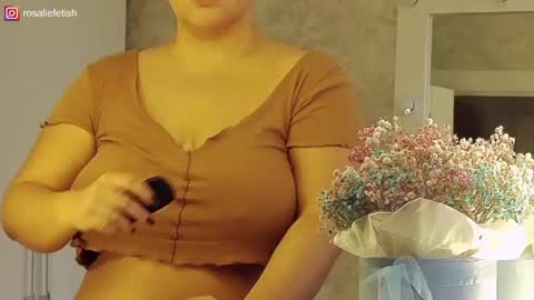 Rosalie online show from May 2026 06:43:02 AM