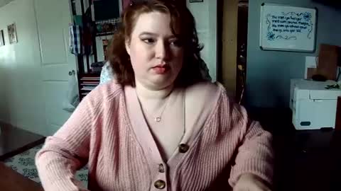 Rose online show from December 2024 04:49:01 PM