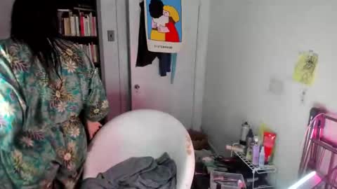 Snapshot of rose257044 chatting on October 2025 01:53:02 PM rose257044 online show from October 2025 01:53:02 PM