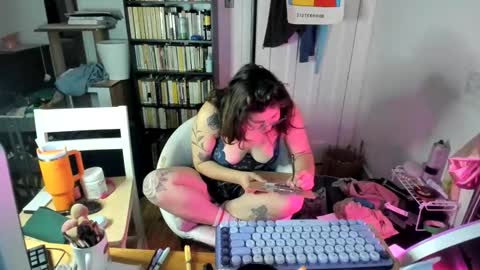 Snapshot of rose257044 chatting on October 2025 10:34:02 PM rose257044 online show from October 2025 10:34:02 PM