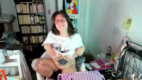 rose257044 online show from November 2025 12:51:01 PM