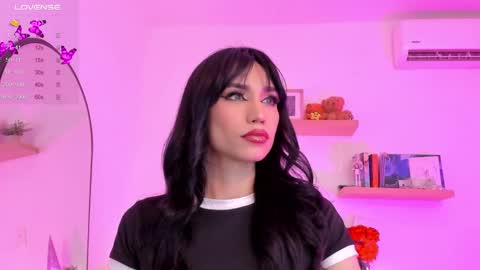 Snapshot of rose__saenz chatting on December 2024 10:24:02 PM Rose Saenz online show from December 2024 10:24:02 PM