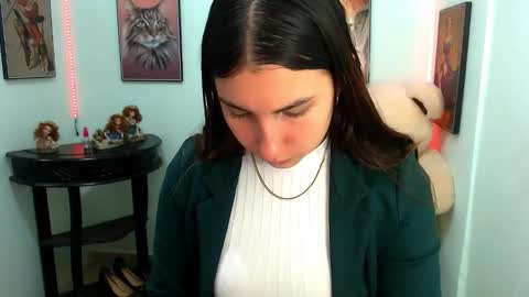 Rose online show from January 2025 04:32:02 PM