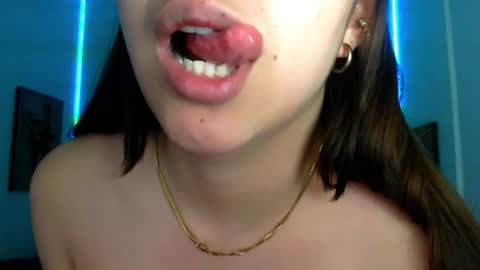 Rose online show from January 2025 04:54:01 PM