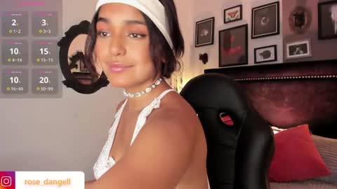 Rose online show from February 2025 10:26:02 PM