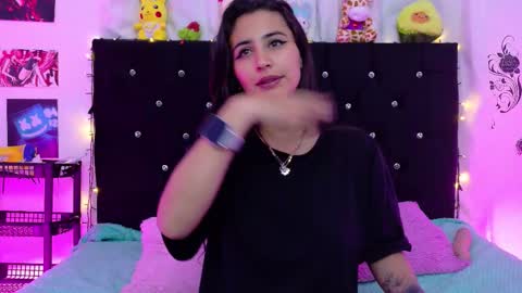 Rose online show from October 2025 03:51:02 AM