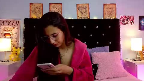 Snapshot of rose_smiley1 chatting on June 2026 05:54:01 AM Rose online show from June 2026 05:54:01 AM