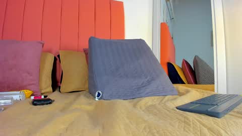 Rosse online show from March 2026 07:36:02 PM