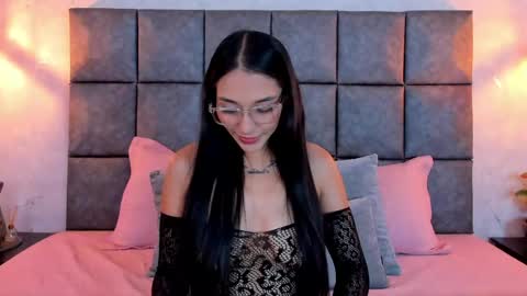 Snapshot of roseaurora chatting on April 2026 11:19:02 AM roseaurora online show from April 2026 11:19:02 AM