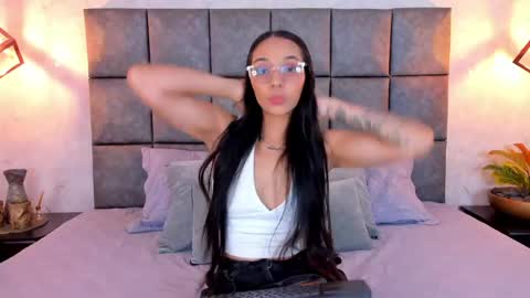 Snapshot of roseaurora chatting on May 2026 12:54:02 PM roseaurora online show from May 2026 12:54:02 PM
