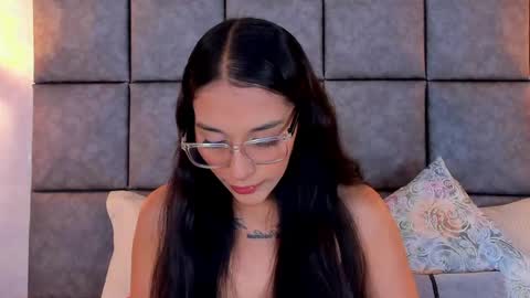 Snapshot of roseaurora chatting on May 2026 10:34:02 AM roseaurora online show from May 2026 10:34:02 AM