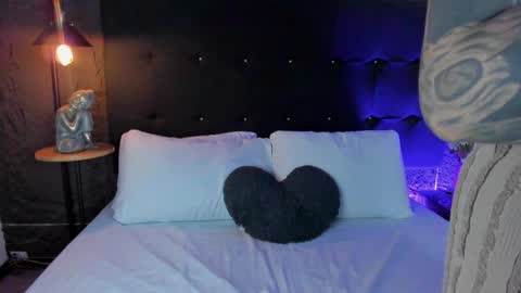 Rose  online show from April 2026 03:21:01 AM