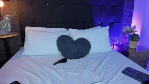 Rose  online show from April 2026 04:59:02 AM