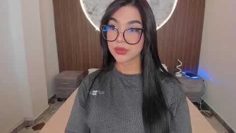 Snapshot of rosecassie chatting on March 2026 01:39:01 PM Rose online show from March 2026 01:39:01 PM