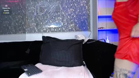 Snapshot of roseconor_ chatting on January 2026 03:23:01 AM ROSE online show from January 2026 03:23:01 AM