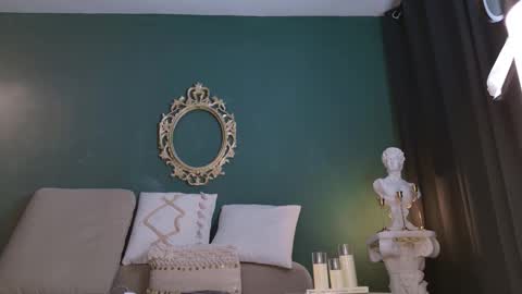 rosedelic online show from December 2025 10:11:01 AM