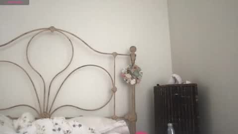 RosePuzzy69 online show from November 2025 09:32:01 PM