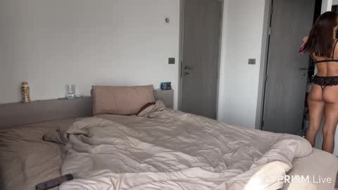 Roshelle online show from February 2026 08:10:02 AM