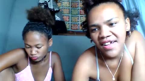 rosia22 online show from September 2025 11:45:01 AM