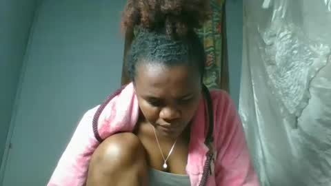 rosia22 online show from October 2025 01:03:01 AM