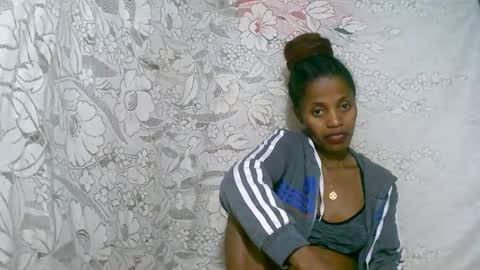 rosia online show from December 2025 03:17:01 PM