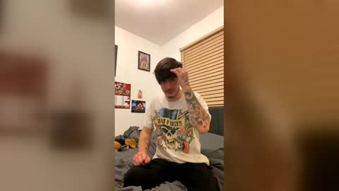 ross158609 online show from May 2026 01:32:02 AM