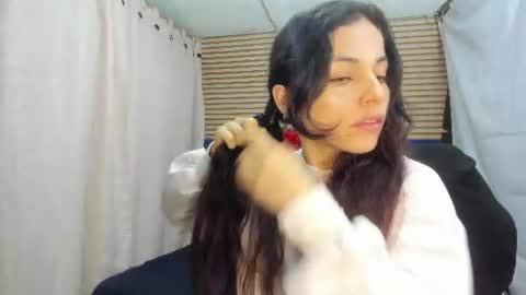 Snapshot of rosse_25 chatting on June 2026 12:52:02 PM Would you like to help me with supplementation and sports suits so I can compete in powerlifting online show from June 2026 12:52:02 PM