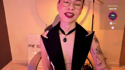Snapshot of rosse_98_ chatting on May 2026 02:43:01 PM Miss Rosse online show from May 2026 02:43:01 PM