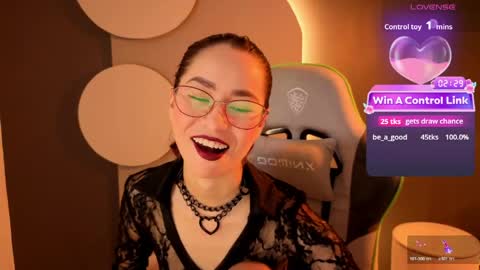 Snapshot of rosse_98_ chatting on May 2026 02:13:01 PM Miss Rosse online show from May 2026 02:13:01 PM