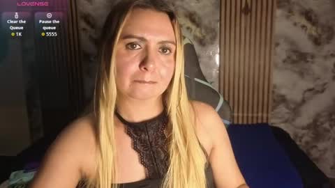 Snapshot of rosse_meyer chatting on June 2026 07:25:01 PM MY NAME IS ROSSE online show from June 2026 07:25:01 PM