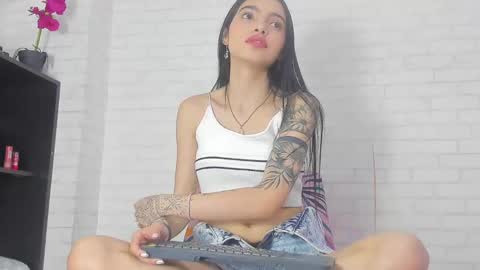 Snapshot of rosse_thompson11 chatting on December 2024 07:42:02 PM rosse_thompson11 online show from December 2024 07:42:02 PM