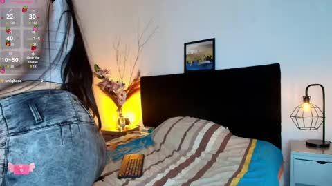 Snapshot of rossy_marks chatting on May 2026 01:28:01 PM rossy_marks online show from May 2026 01:28:01 PM