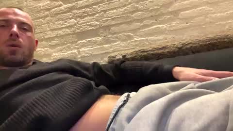 rotteei1 online show from February 2026 09:22:02 PM