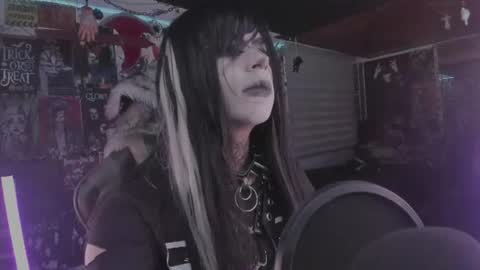 Snapshot of rotten_dreams chatting on July 2026 10:45:01 PM rot online show from July 2026 10:45:01 PM