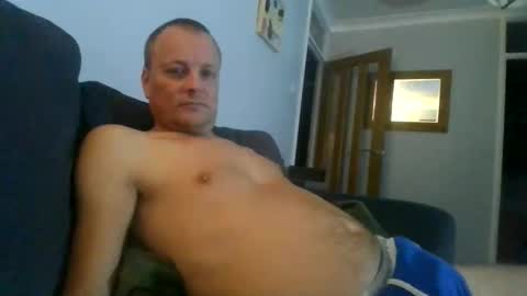 rotunda1874 online show from September 2025 09:20:02 PM