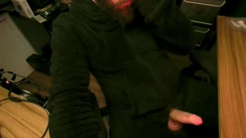 Snapshot of roughwonder chatting on December 2024 06:59:02 AM Luke online show from December 2024 06:59:02 AM