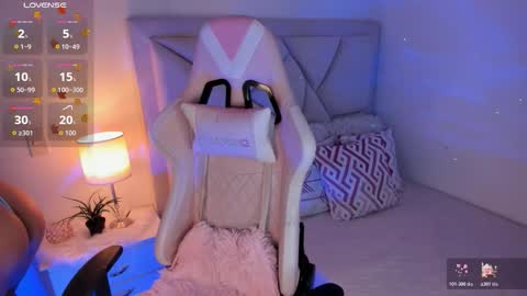    online show from October 2025 03:10:02 AM