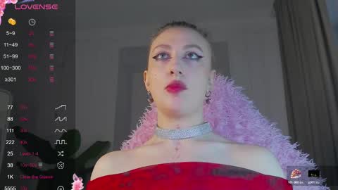 Snapshot of rouse_macgooune chatting on March 2025 12:34:01 PM Rouse online show from March 2025 12:34:01 PM