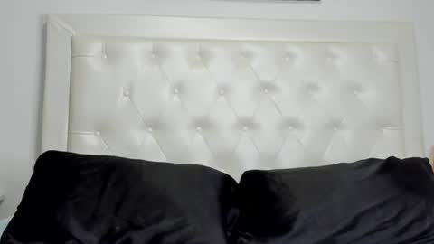 Snapshot of rouse_sexy_hotxx77 chatting on June 2026 02:10:02 AM rouse_sexy_hotxx77 online show from June 2026 02:10:02 AM