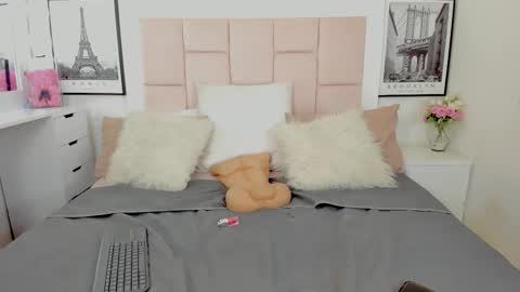 Valeria online show from September 2025 05:33:02 AM