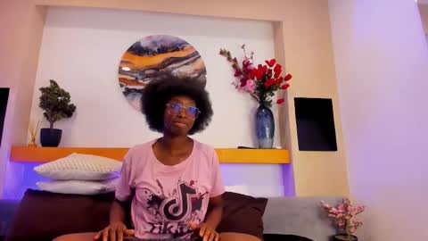 Snapshot of rouselux chatting on February 2026 09:00:02 PM rouselux online show from February 2026 09:00:02 PM