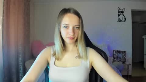 Snapshot of rousereed chatting on May 2026 06:40:01 AM Rouse online show from May 2026 06:40:01 AM