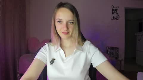 Snapshot of rousereed chatting on May 2026 04:51:01 AM Rouse online show from May 2026 04:51:01 AM