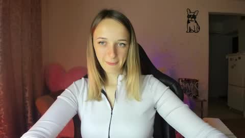 Snapshot of rousereed chatting on June 2026 05:20:01 AM Rouse online show from June 2026 05:20:01 AM