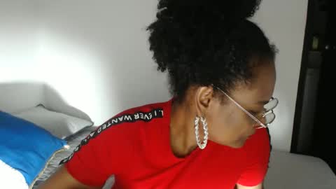 luxa online show from December 2025 07:20:02 PM