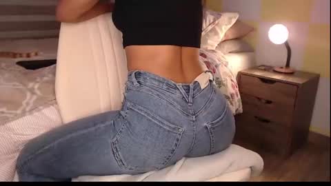 Snapshot of rouss_henao chatting on June 2026 04:49:01 PM Rouss marie henao online show from June 2026 04:49:01 PM