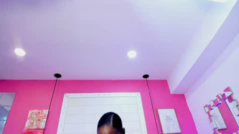 Snapshot of rousse_milu chatting on July 2026 02:36:02 AM delicious chocolate online show from July 2026 02:36:02 AM